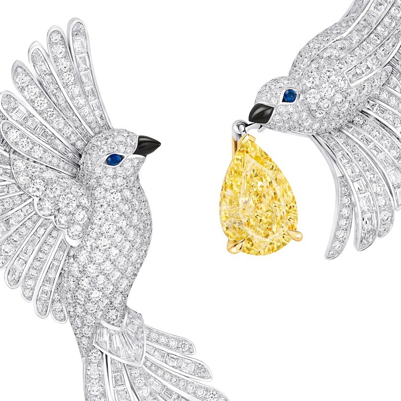 Graff Gift of Love Necklace (Courtesy of Graff) Bird Jewelry