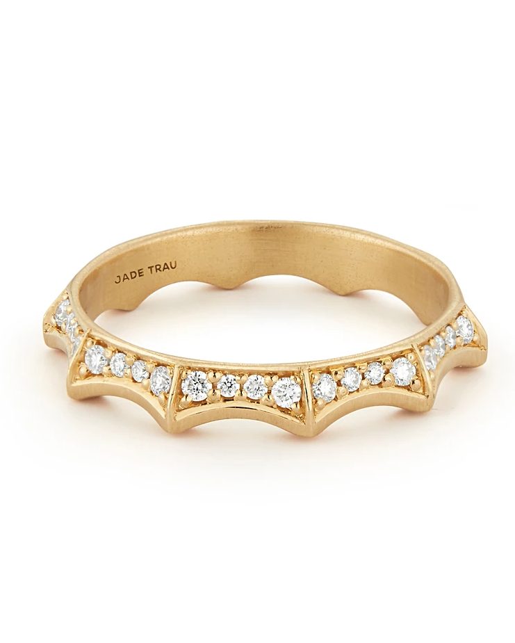 Diamond ring in the shape of a crown made of 18k gold