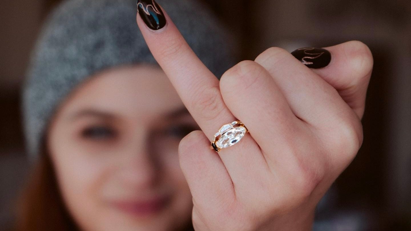 east west ring joey king