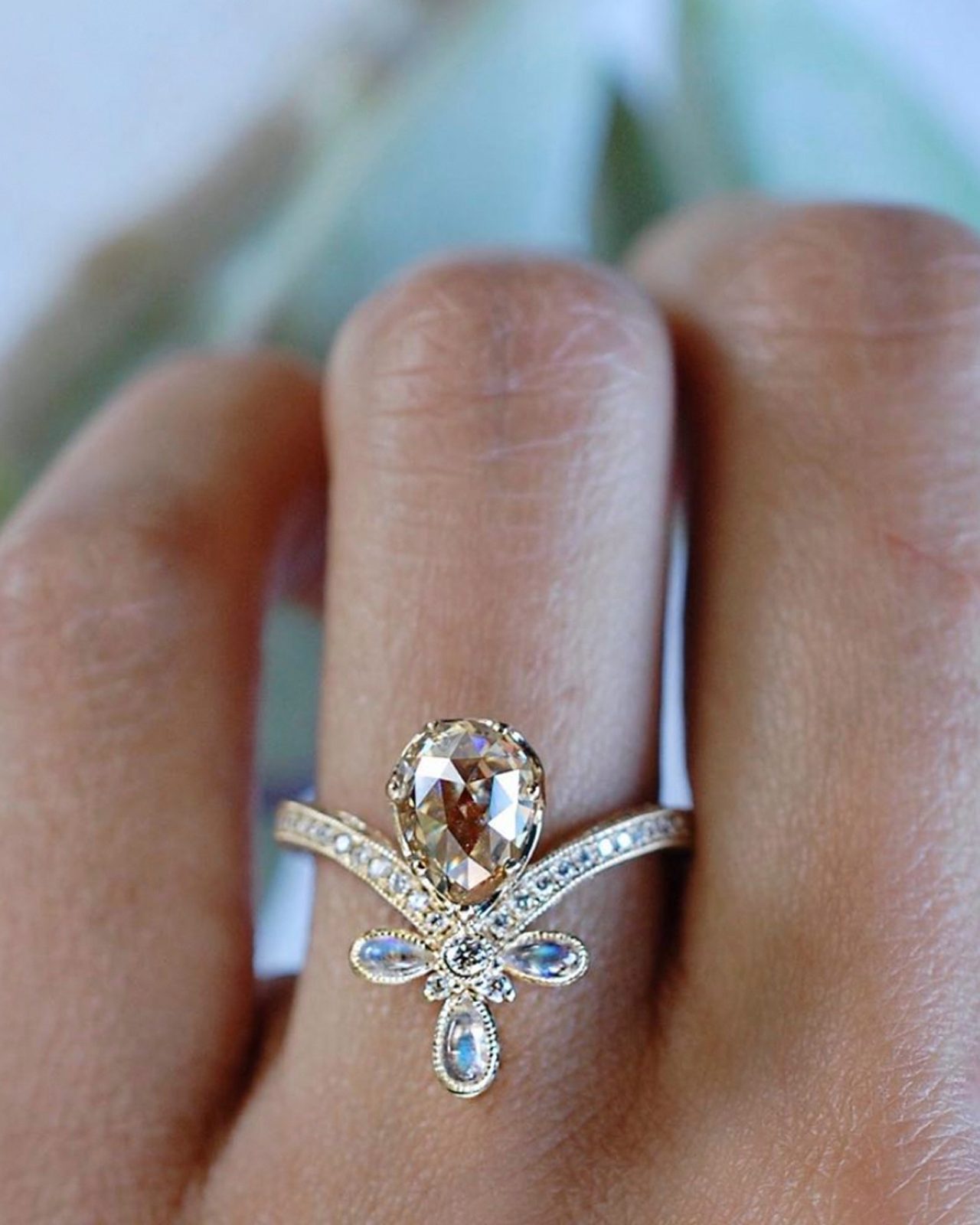 How to Design Your Own Engagement Ring Maggi Simpkins diamond ring