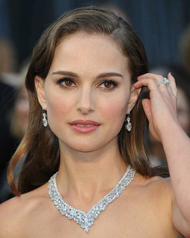 The 11 Best Diamond Jewels Ever Worn at the Academy Awards