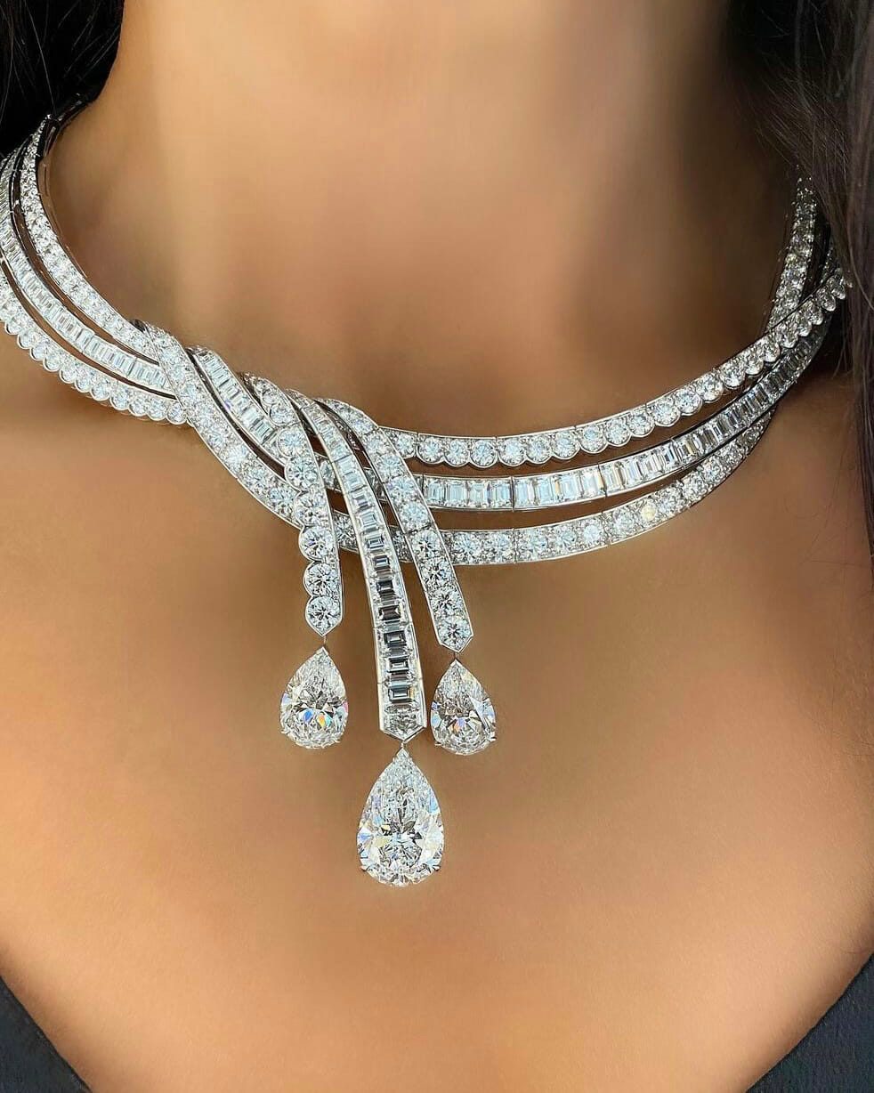 The Diamonds Girl Tracy Ellison wearing Van Cleef and Arpels, diamond necklace