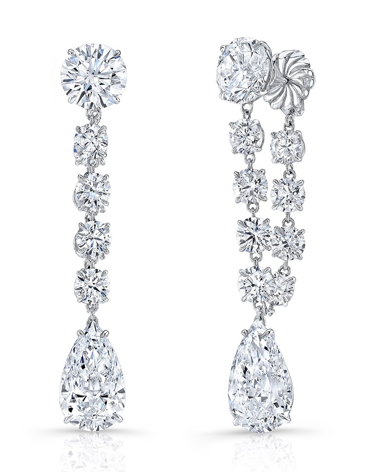 De Beers mismatched earrings 