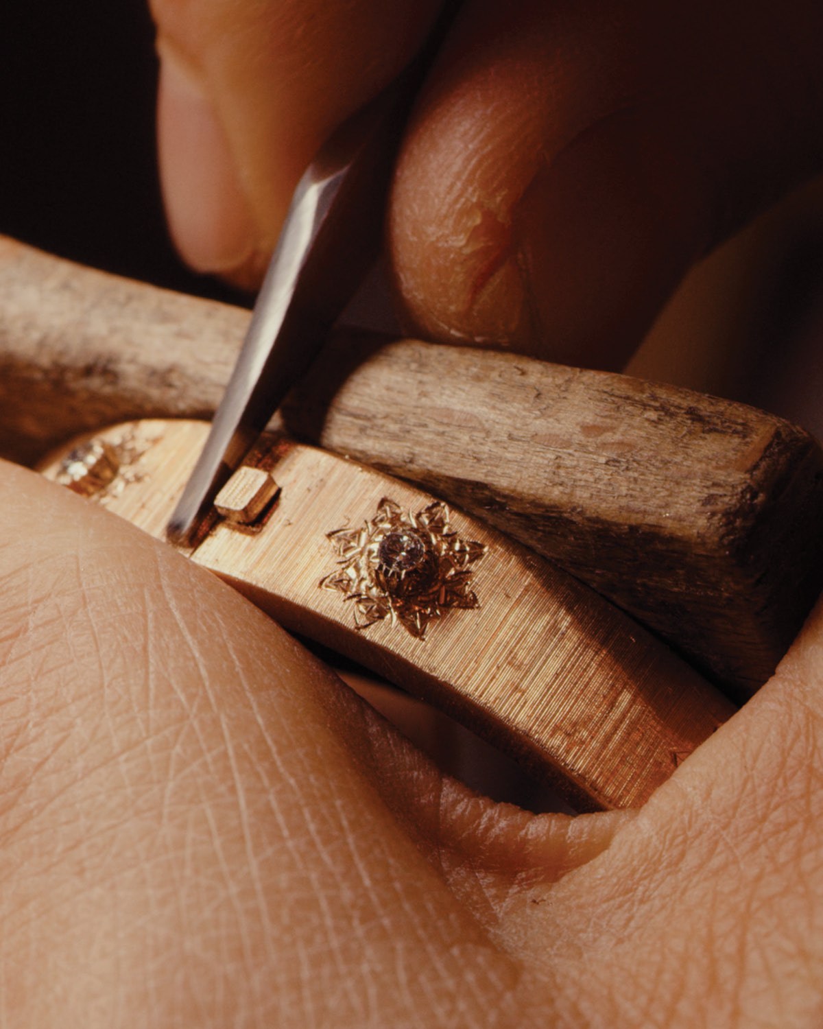 Craftsmanship technique of Buccellati.