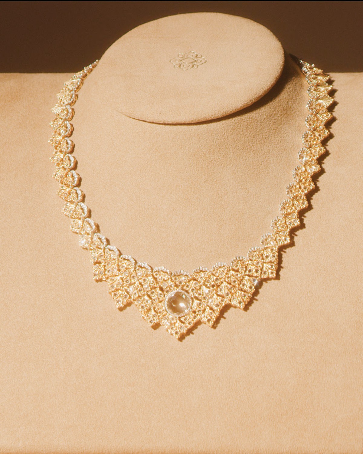 Buccellati gold and diamond necklace.
