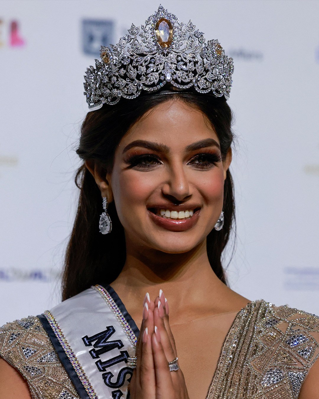 Mouawad Power of Unity Crown Miss Universe Crown