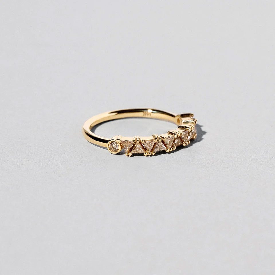 champange diamond ring