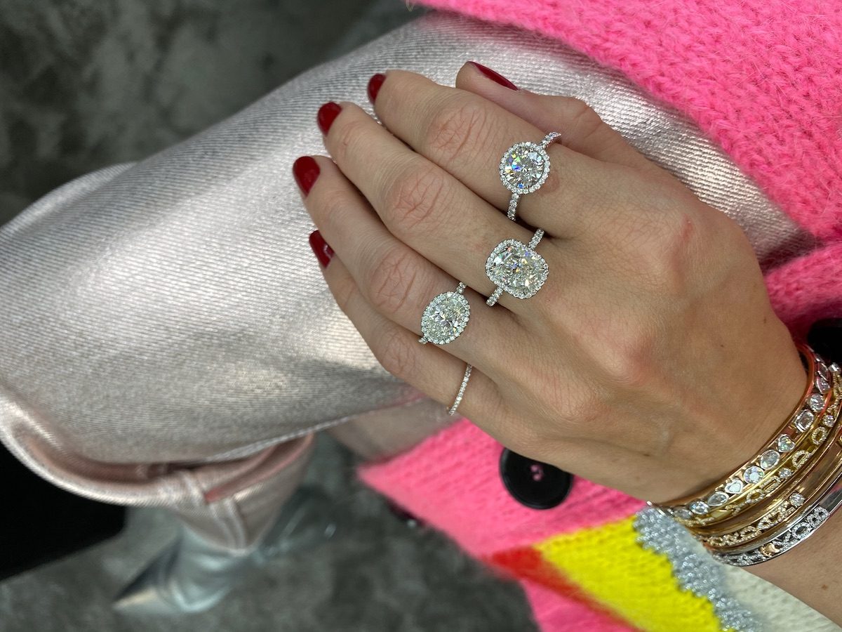 Use a Halo to make an engagement ring look bigger