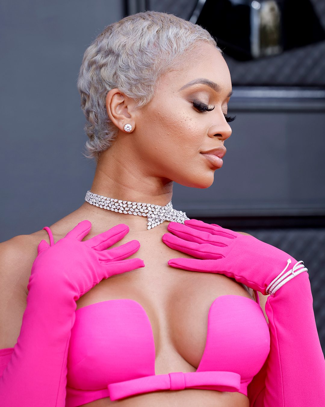 grammys 2022 diamond jewelry saweetie