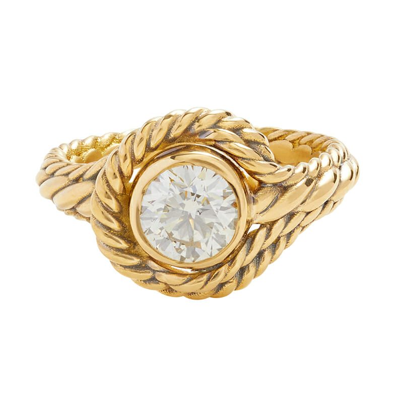 round diamond engagement ring