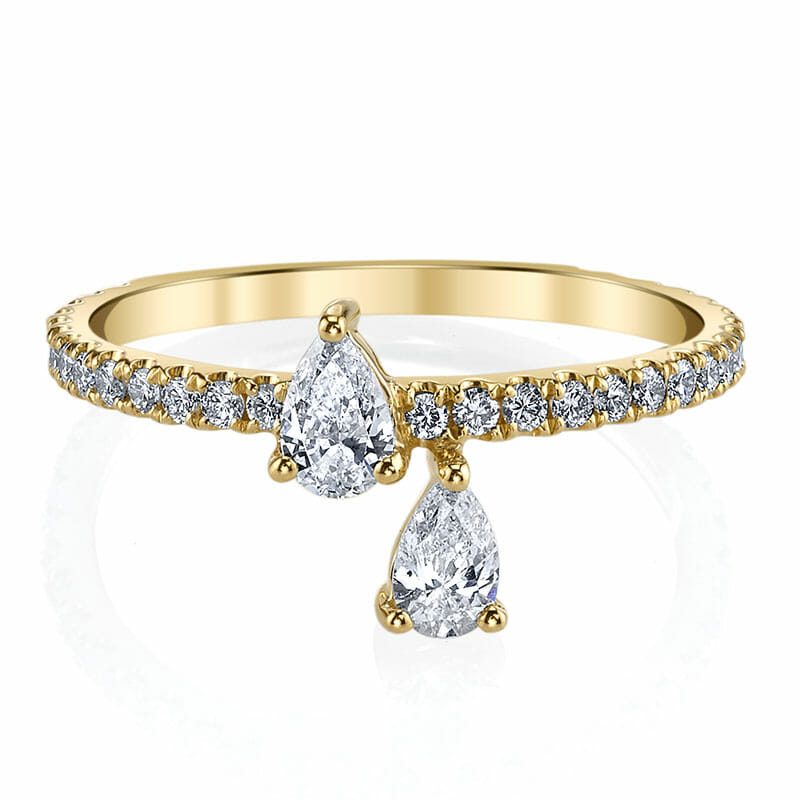 pear diamond engagement ring