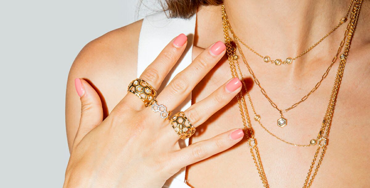 world bee day Gumuchian Jewelry b collection diamond jewelry