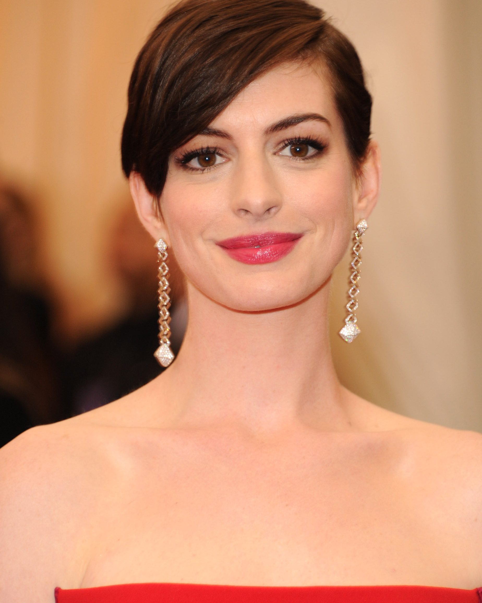 vhernier diamond jewelry anne hathaway