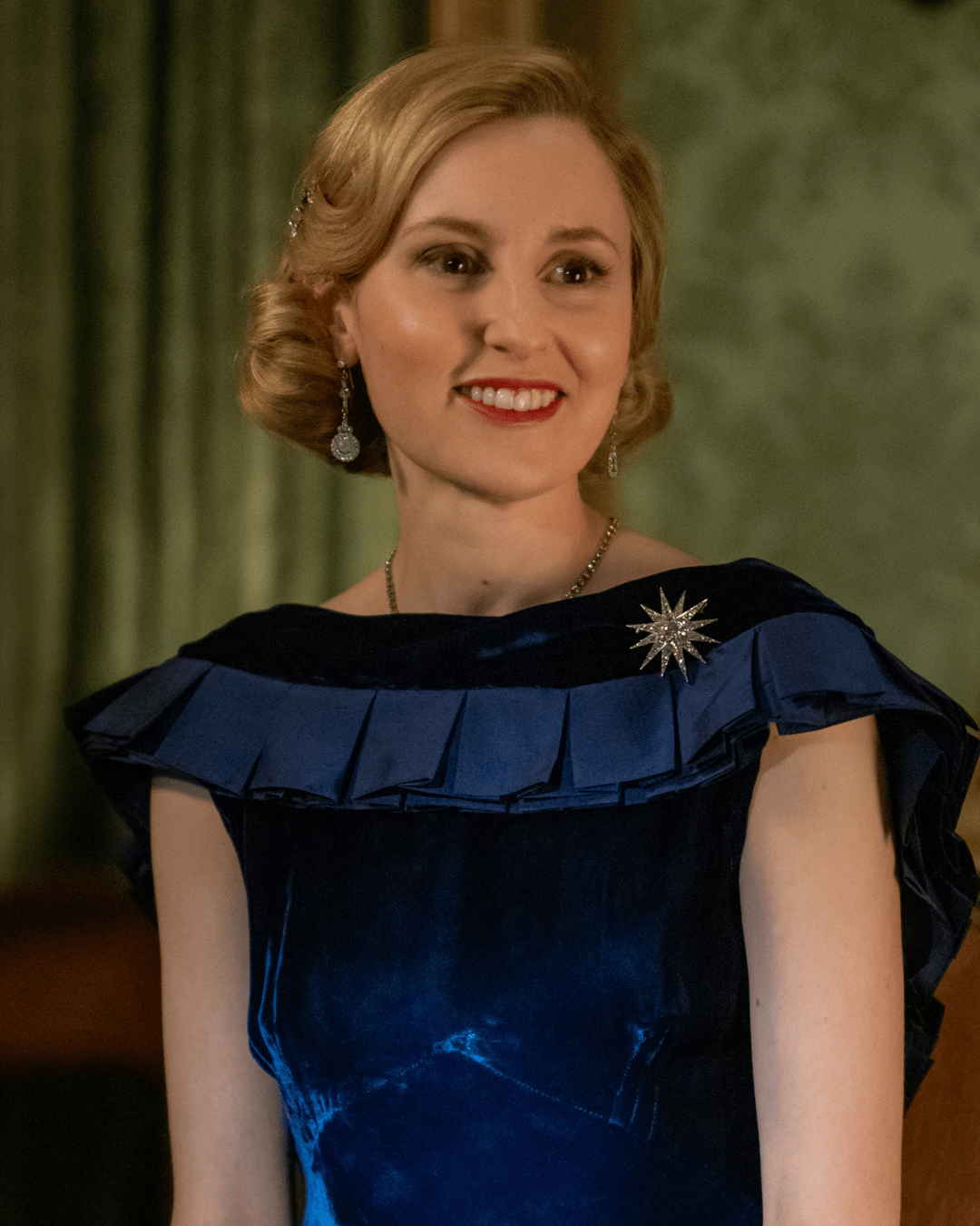 Laura Carmichael stars as Lady Edith in DOWNTON ABBEY: The Grand Finale, a Focus Features release.