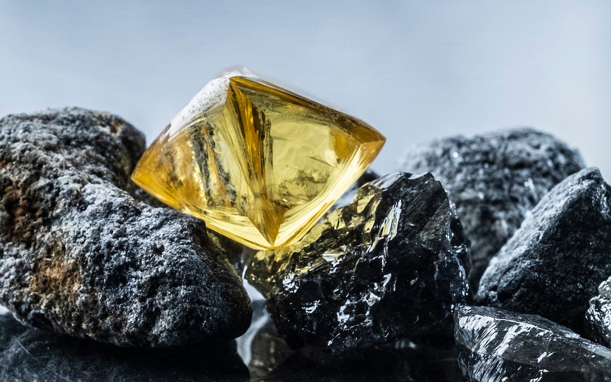 yellow diamond ekati mine canada