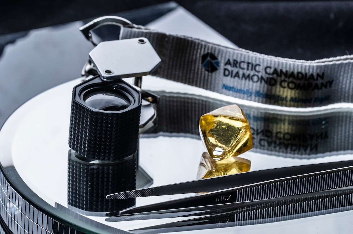 yellow diamond ekati mine canada