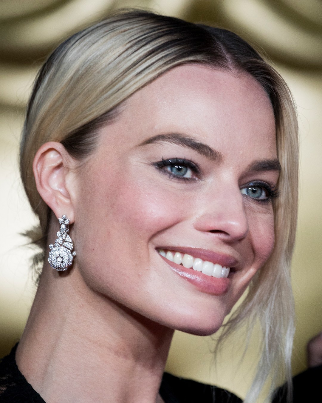 Margot Robbie Wore Chanel Diamond Earrings to the 2020 BAFTAs