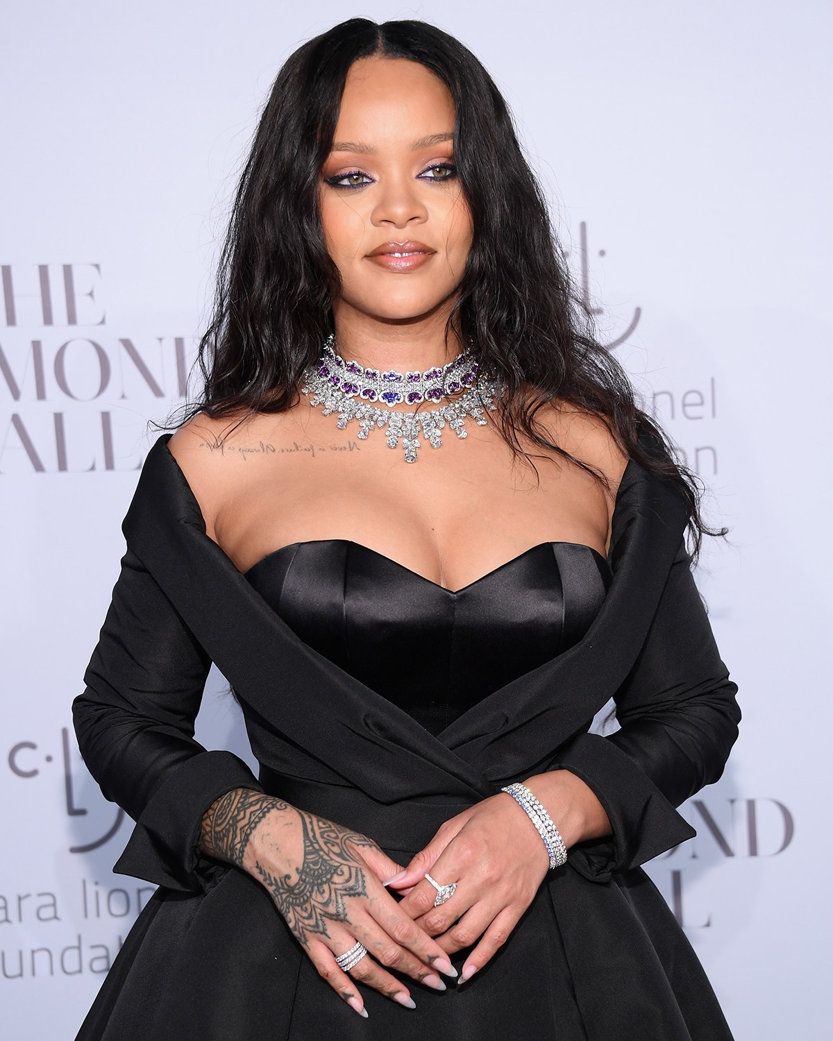 Rihanna Wore Chopard Diamonds at the 2017 Diamond Ball