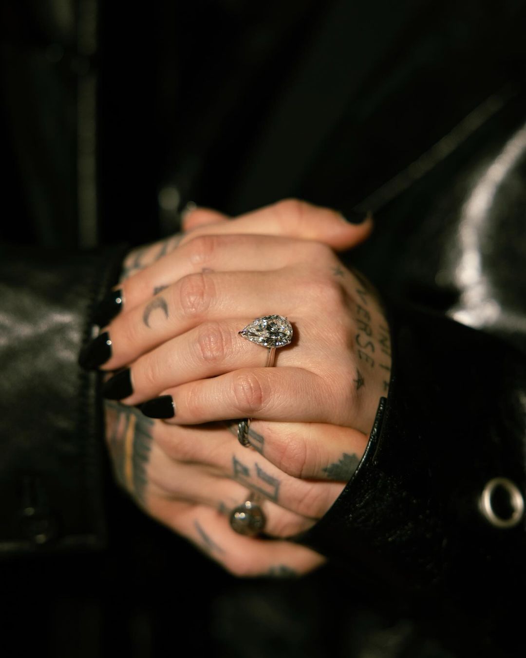 Demi Lovato pear shaped diamond engagement ring