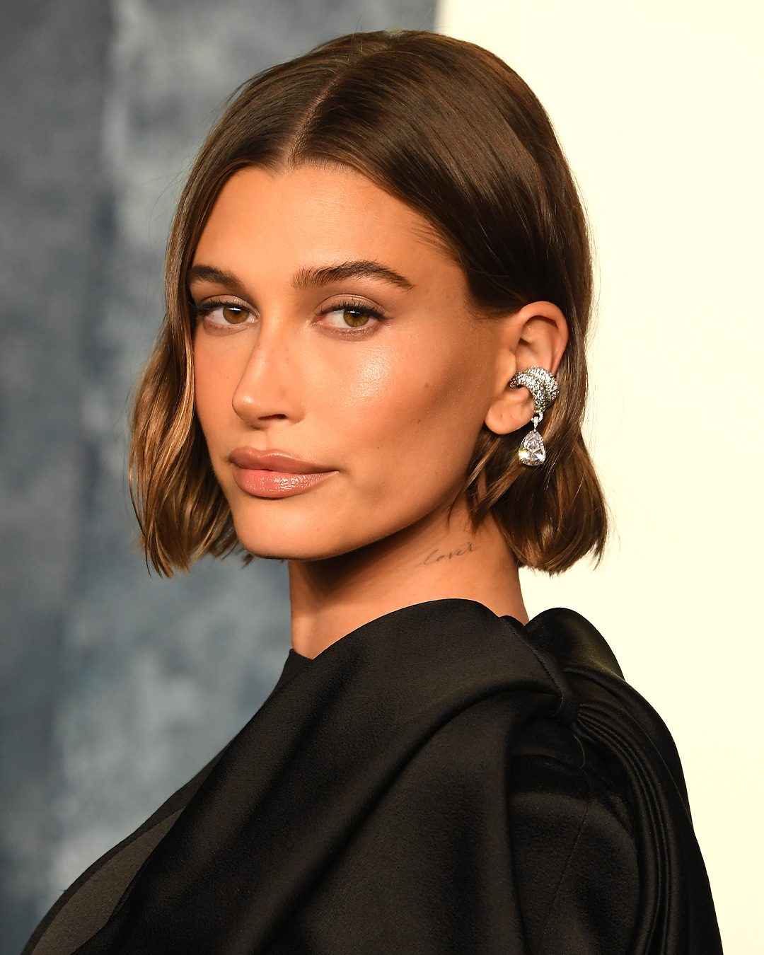 Hailey Bieber wearing diamond jewellery at an Oscars after-party