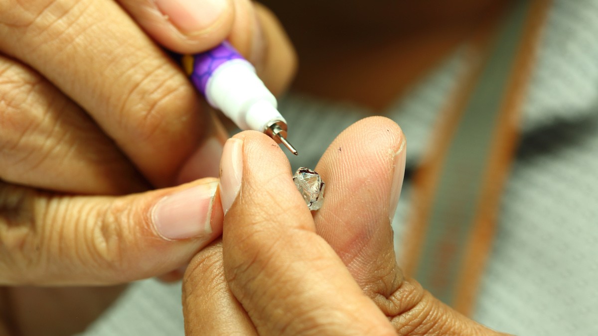 rose cut diamonds: diamond cutting