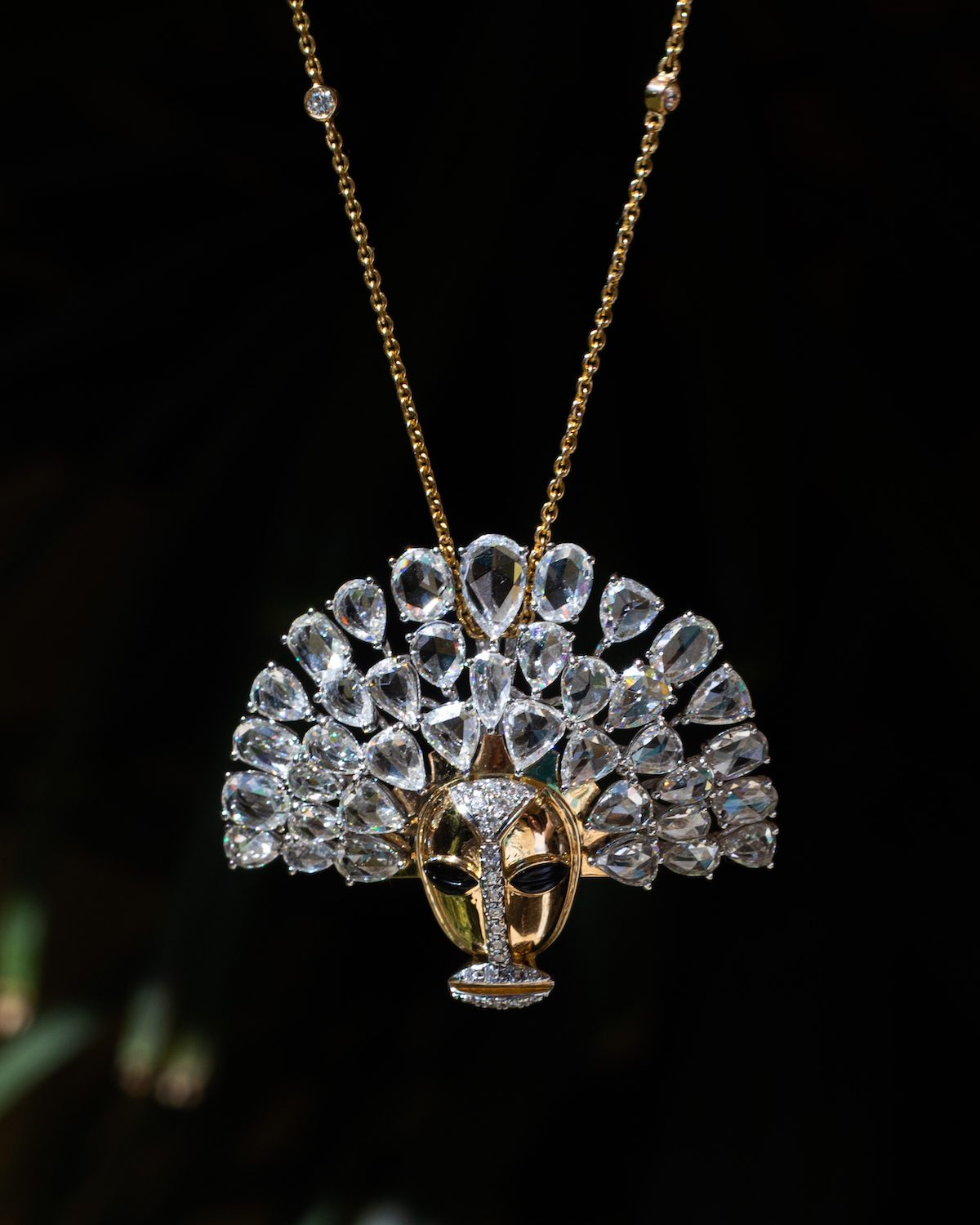 rose cut diamonds: pendant