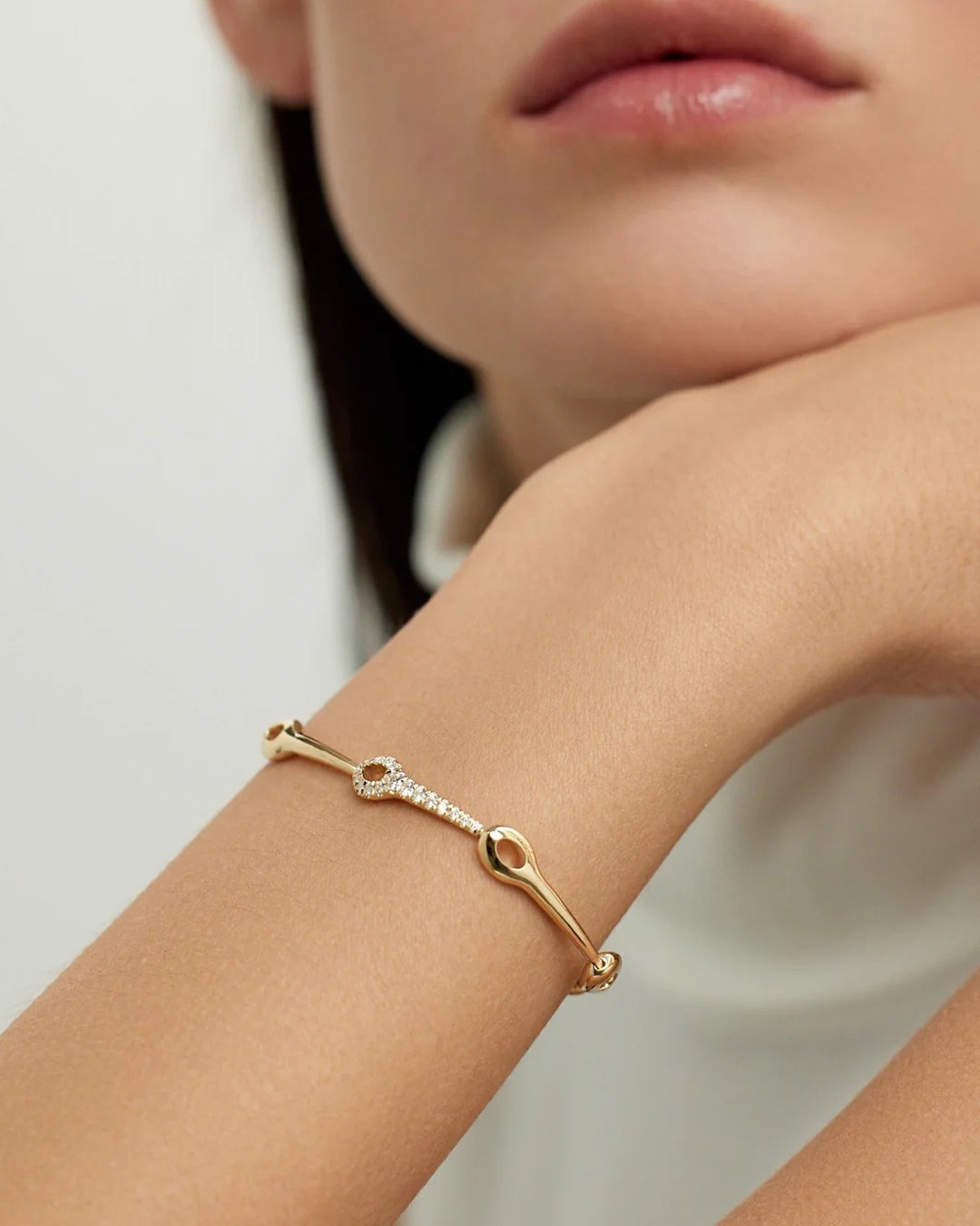 Lola Needle Linked Bracelet (Courtesy of Melissa Kaye)