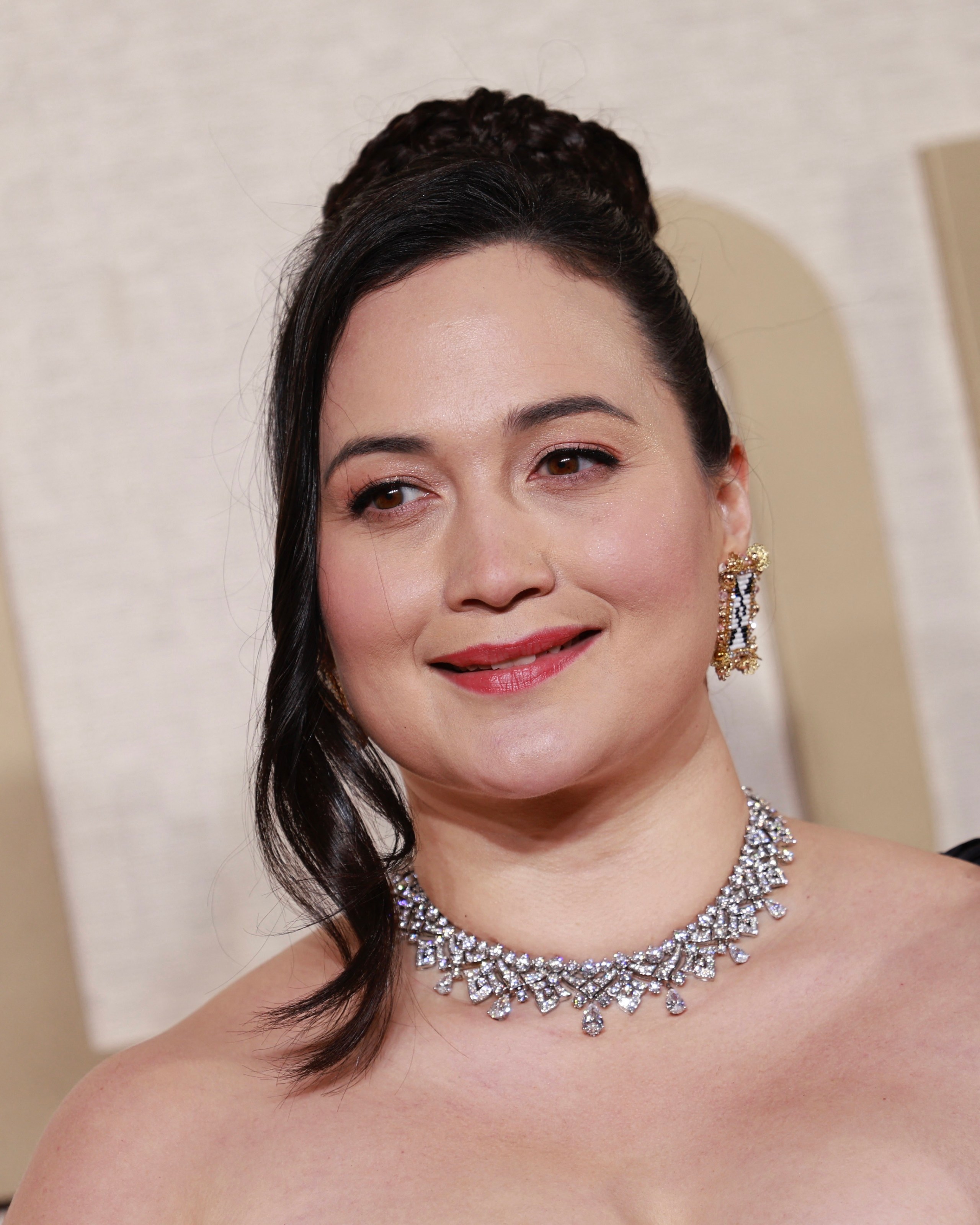 Lily Gladstone Wore Bulgari Jewelry to the 2024 Golden Globes
