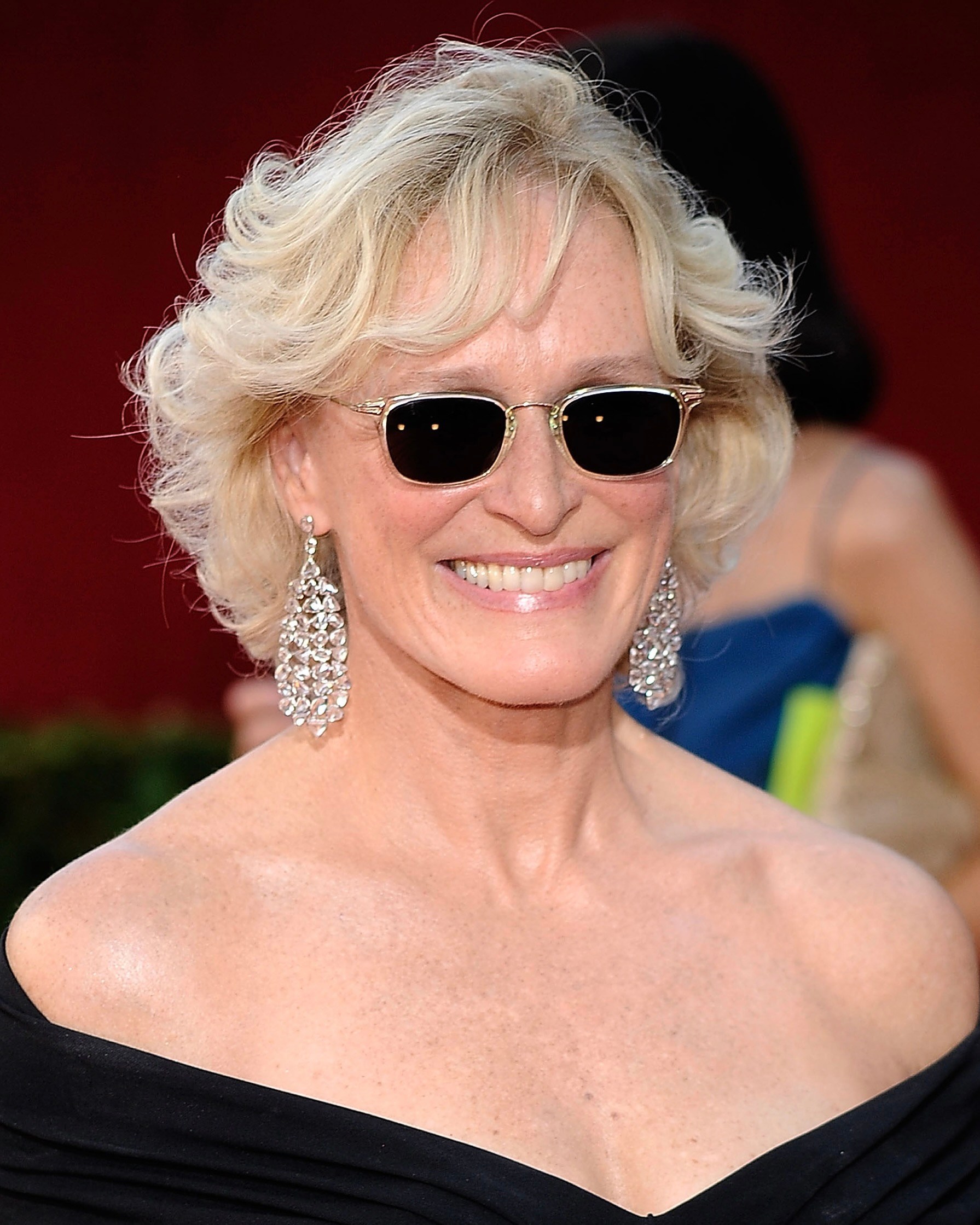 Glenn Close Wore Diamond Chandelier Earrings to the 2009 Emmy Awards