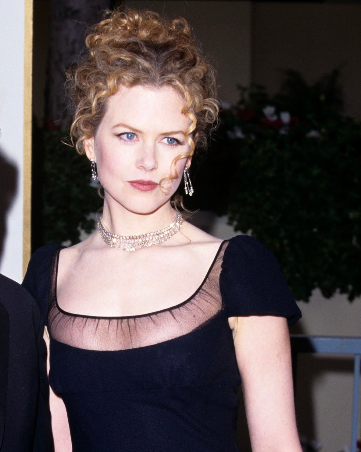 Nicole Kidman Wore Diamond Jewelry to the 1997 Golden Globes