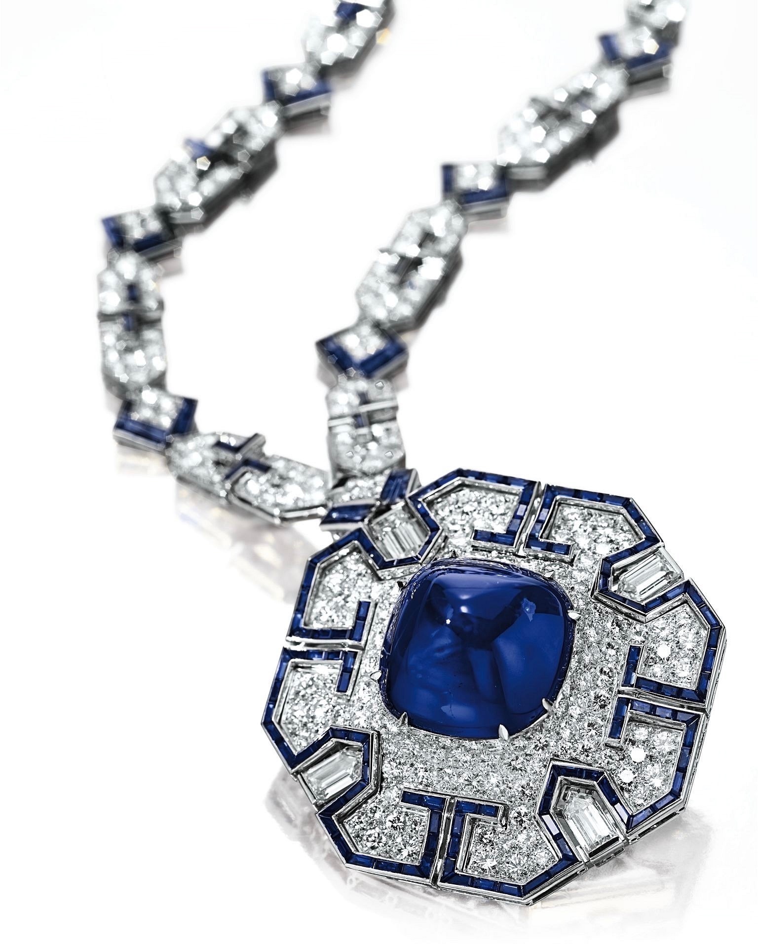 A sapphire and diamond sautoir by Bulgari from the collection of Elizabeth Taylor. (Christie's Auction House)
