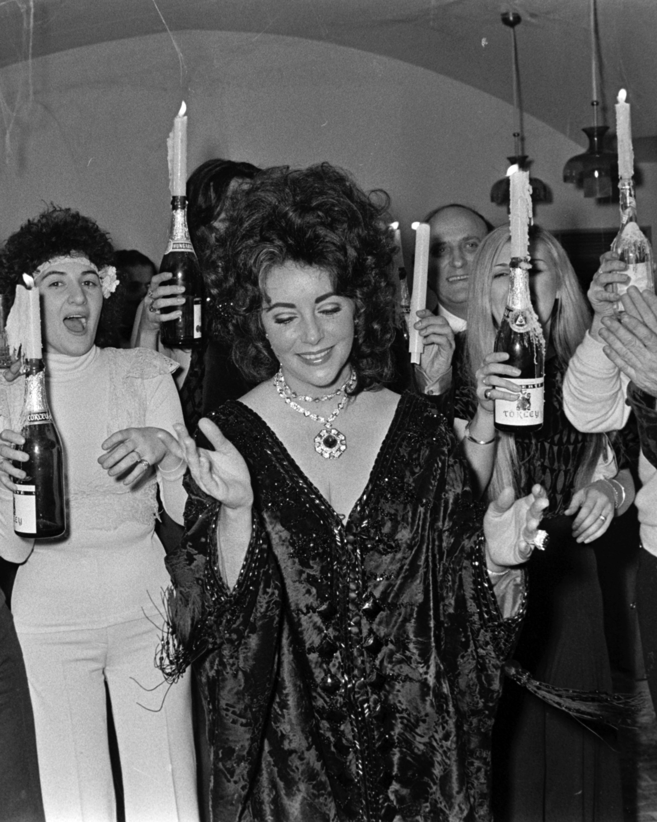 Elizabeth Taylor attends a party during her weekend-long 40th birthday celebration in Budapest, Hungary, in February, 1972. (Getty Images)
