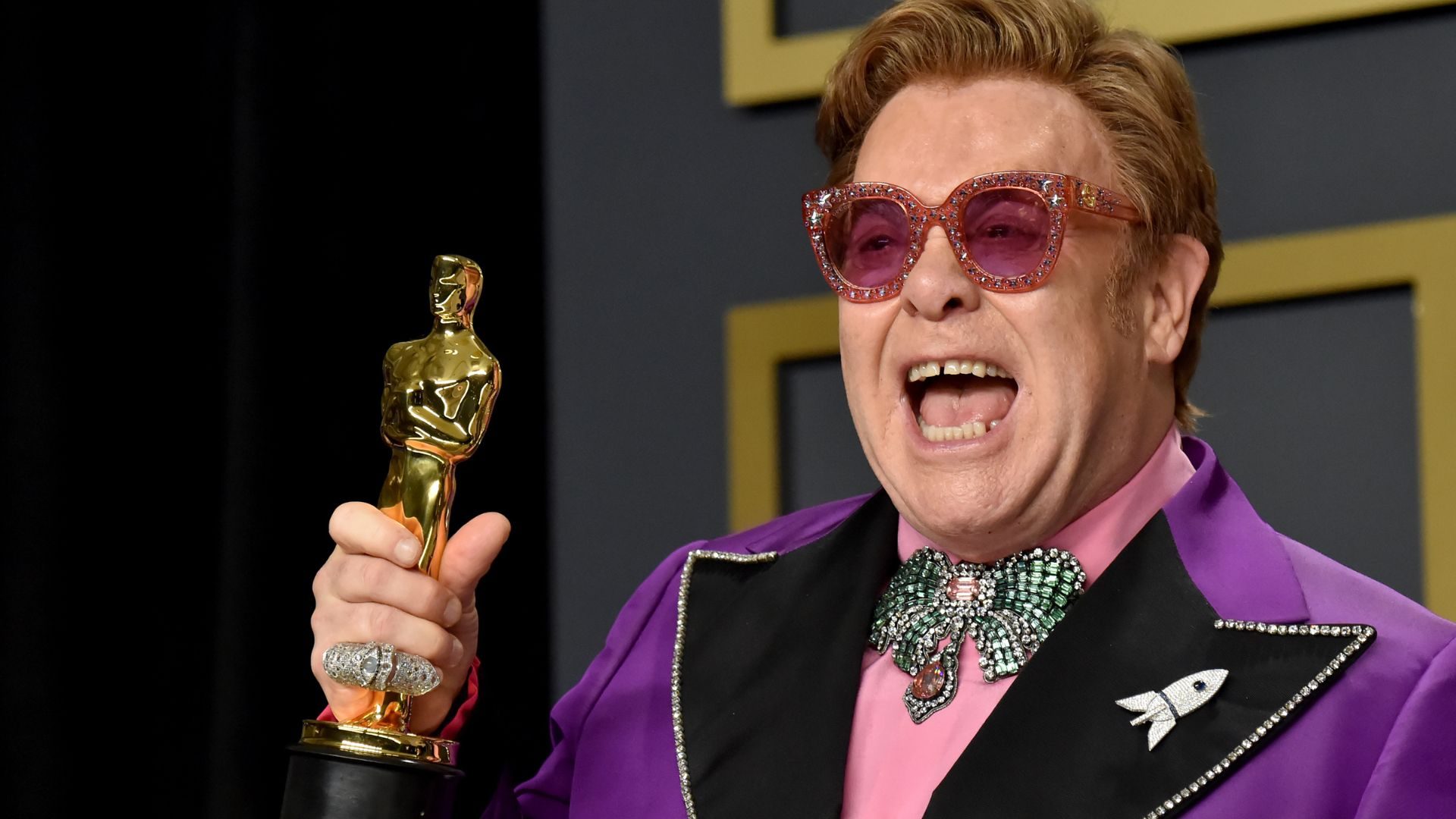 Elton John, winner of the Original Song award for "(I'm Gonna) Love Me Again" from "Rocketman," poses during the 92nd Annual Academy Awards on February 09, 2020. (Getty Images)