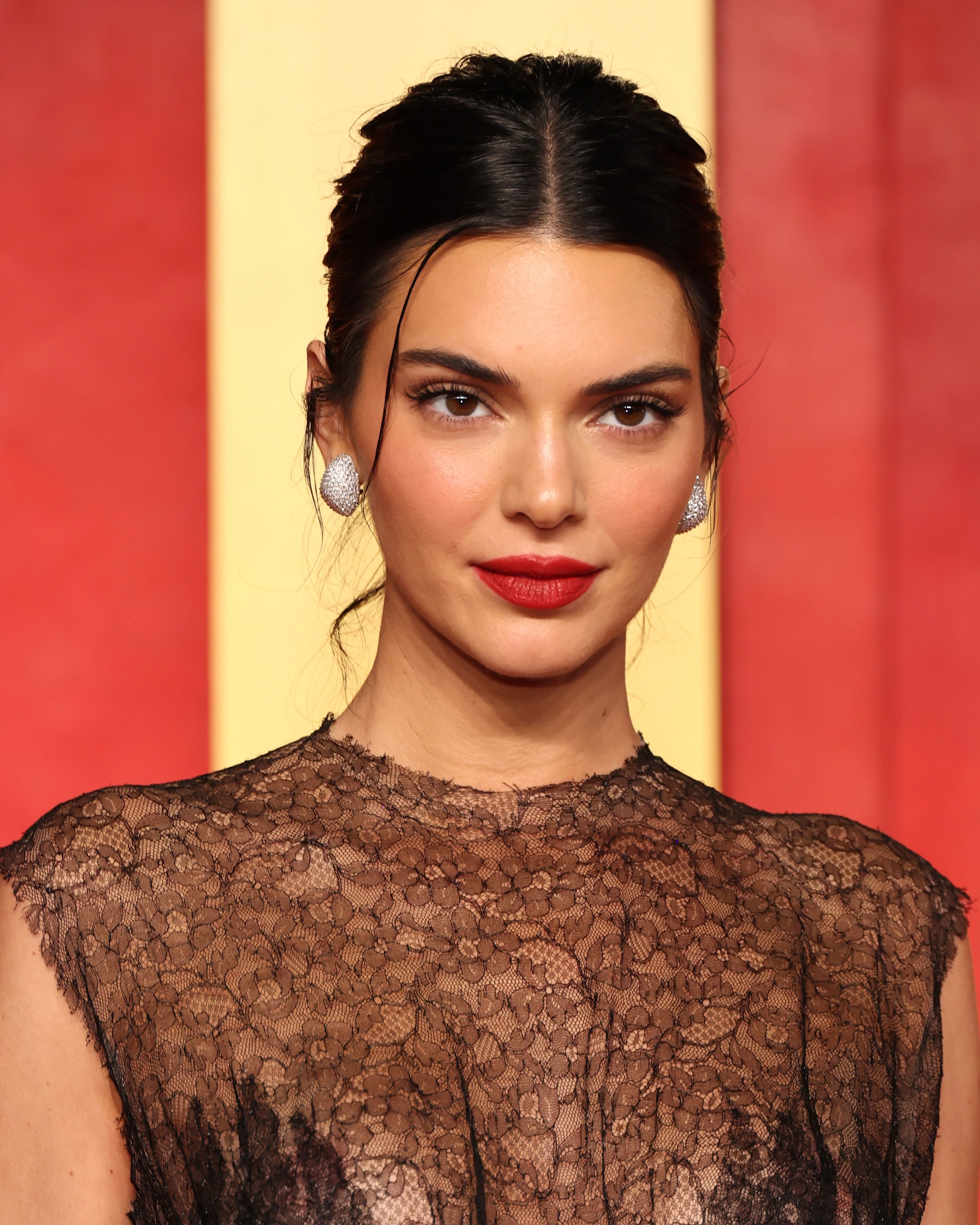 Kendall jenner Dazzled at the 2024 Vanity Fair Oscars After Party