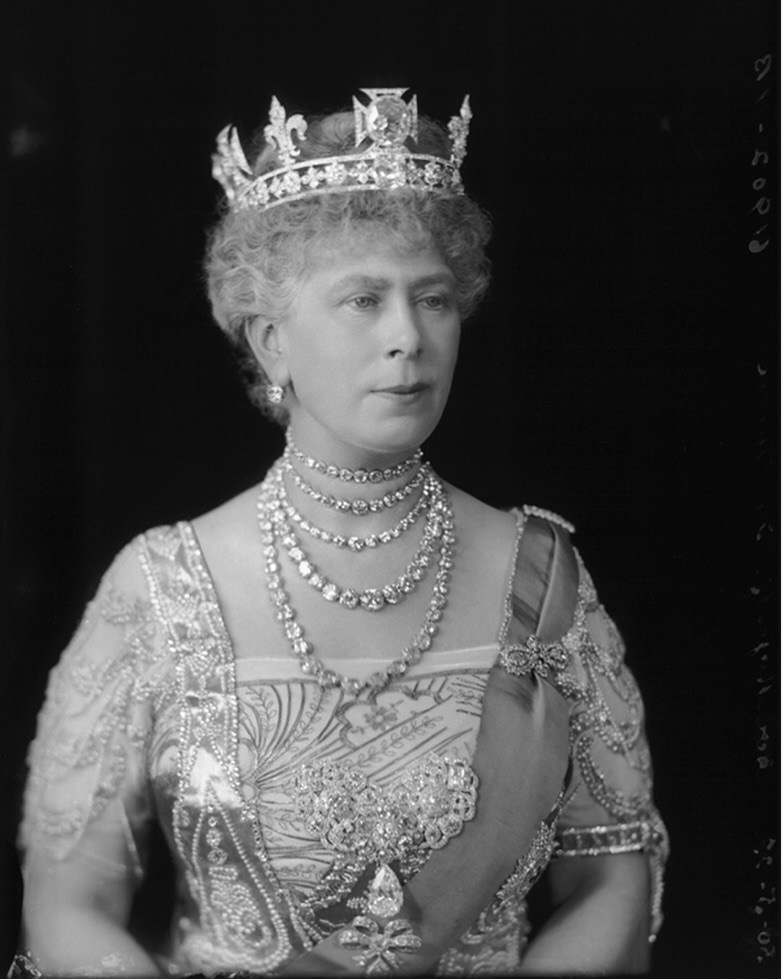 Queen Mary wearing Granny's Chips