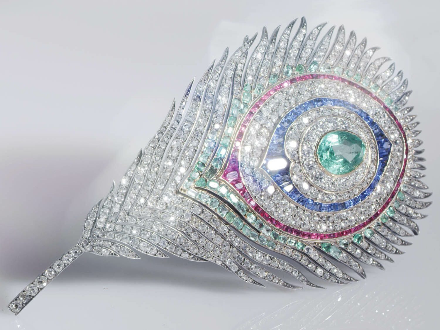 Exquisite peacock feather diamond brooch