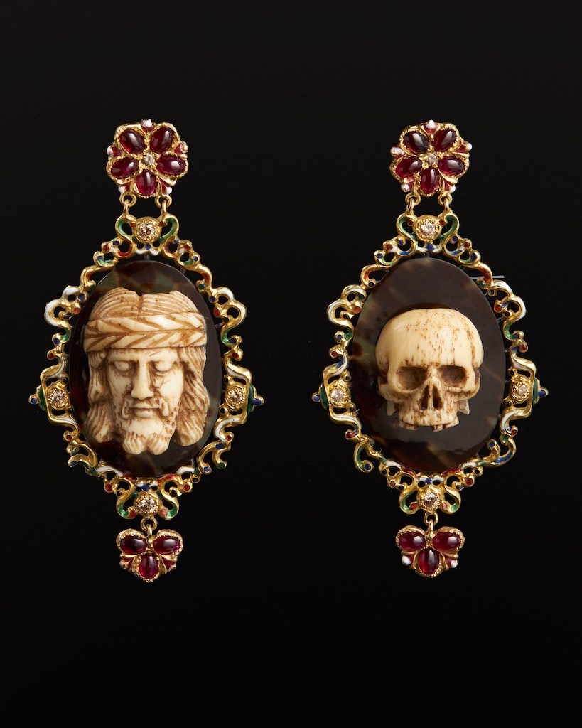 Bergdorf Goodman is set to showcase diamond-embellished masterpieces from Casa Codognato, a storied Venetian fine jewelry house renowned for its memento mori designs.