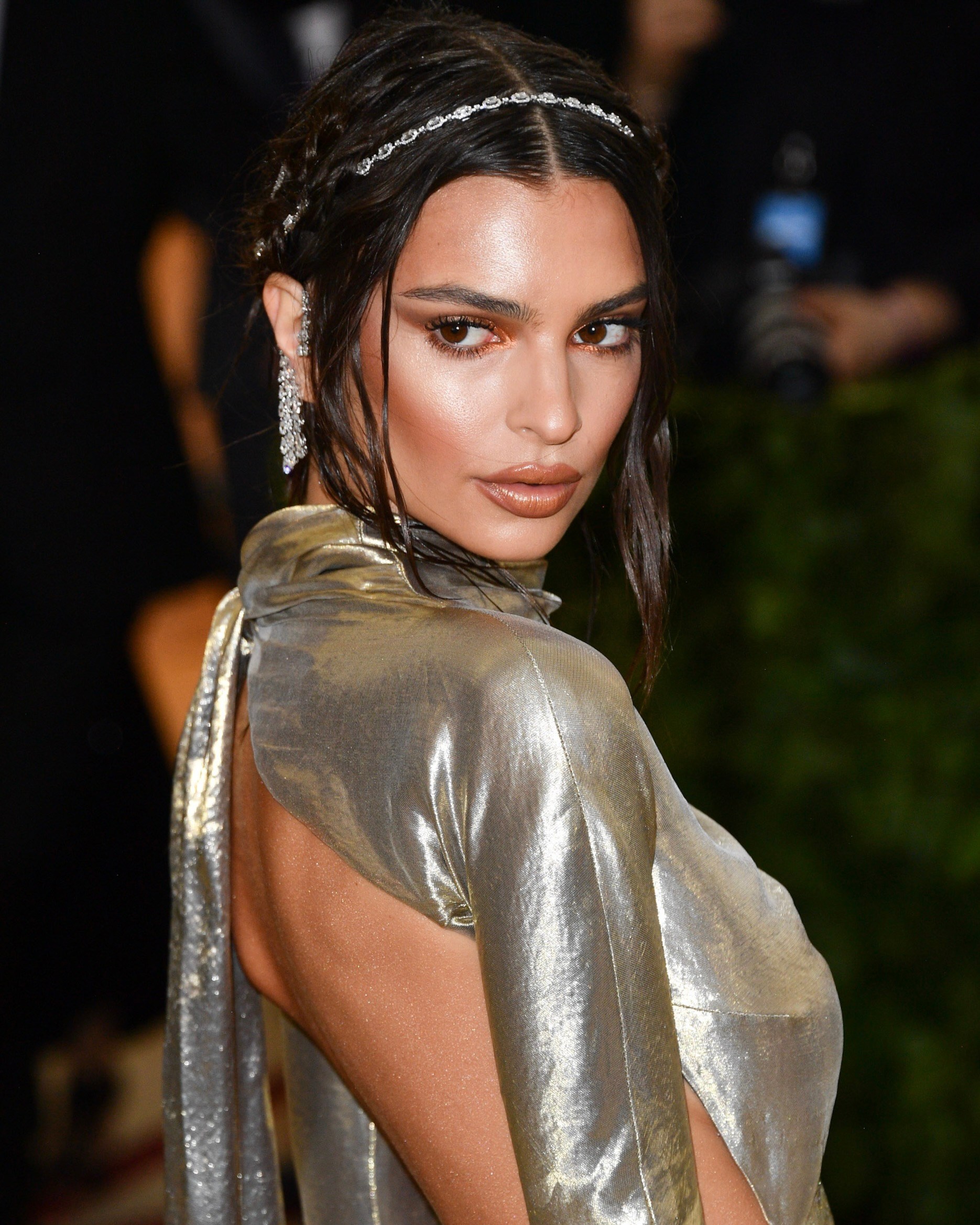 Emily Ratajkowski attends the Heavenly Bodies: Fashion & The Catholic Imagination Costume Institute Gala at the Metropolitan Museum of Art on May 7, 2018. (Getty Images)
