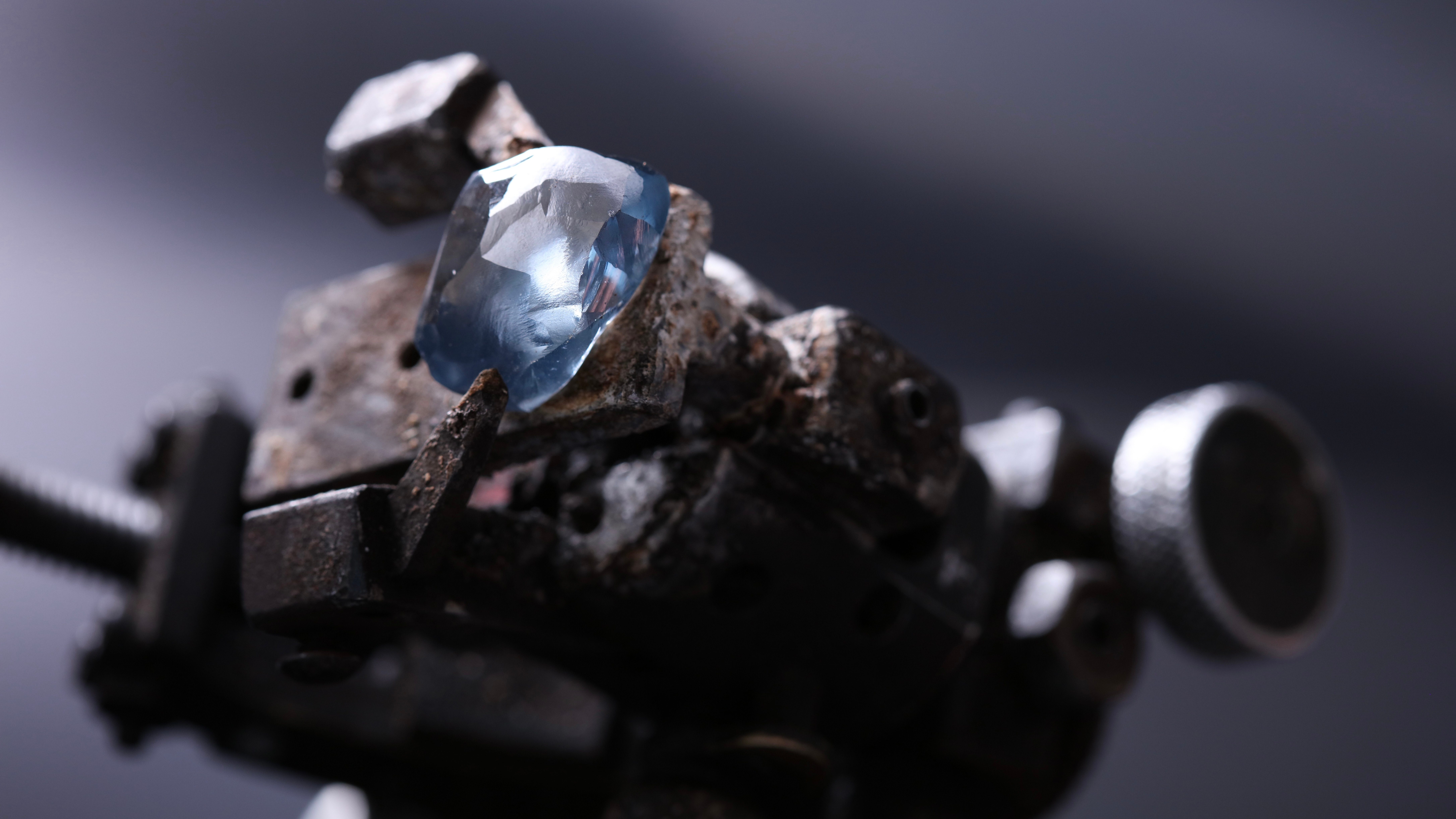 The Okavango Blue rough diamond. (Courtesy of ODC)