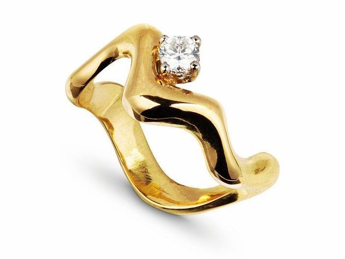 floating diamond ring