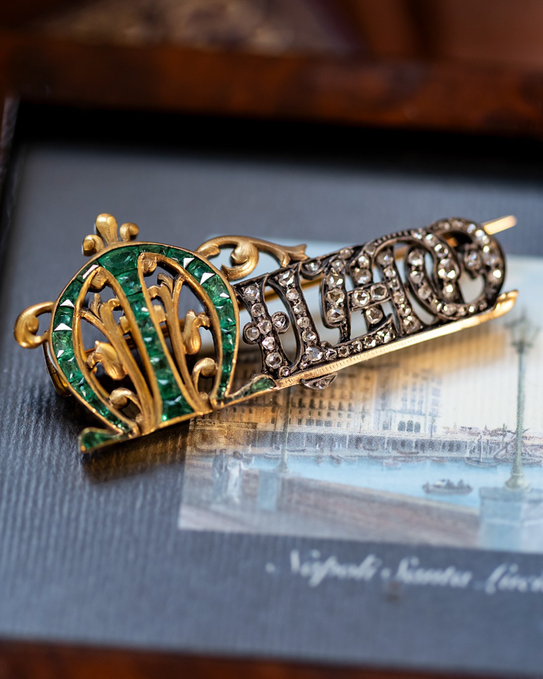 vintage diamond jewelry: Milano brooch