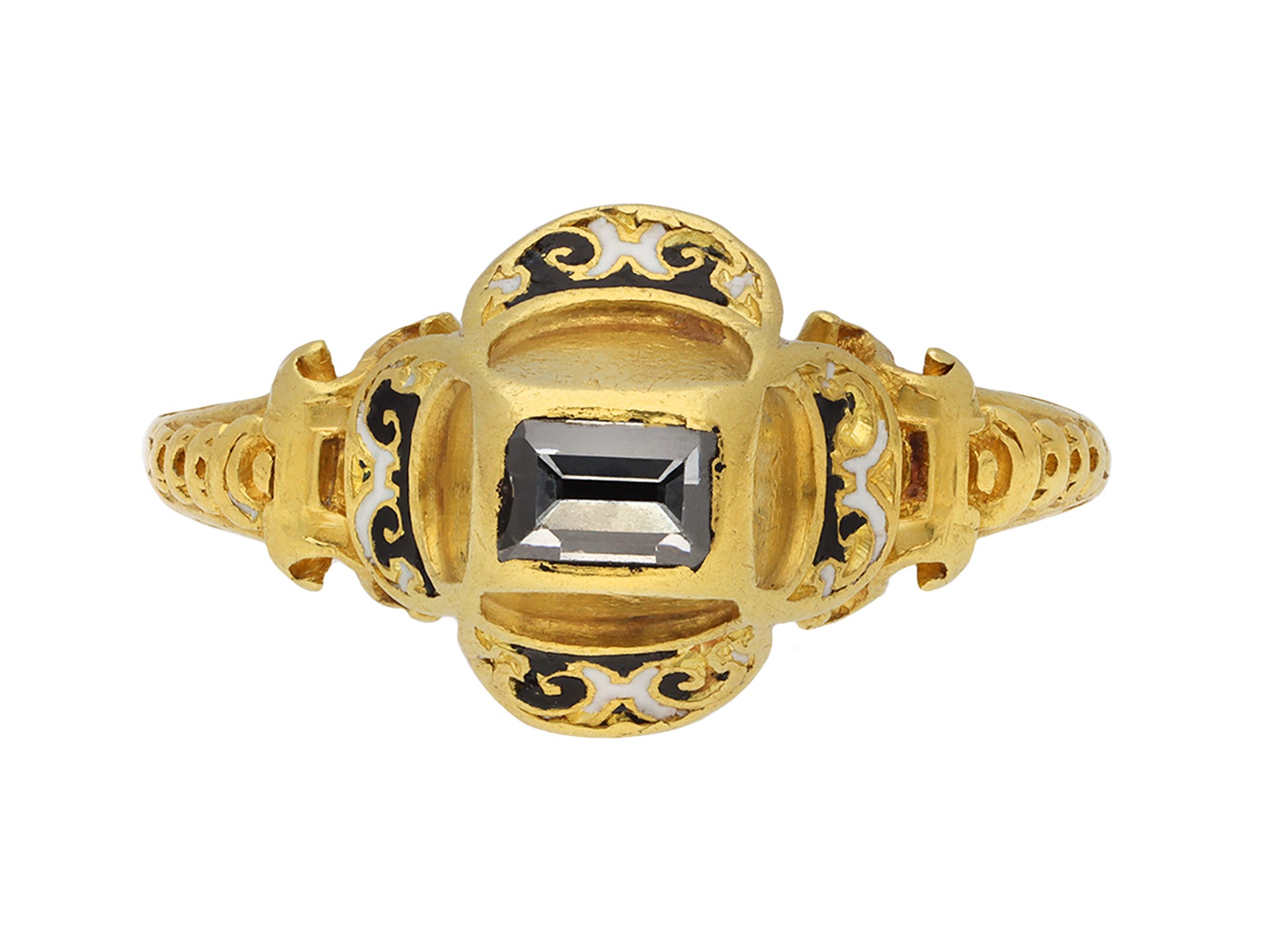 Renaissance jewelry: Tudor table cut diamond ring
