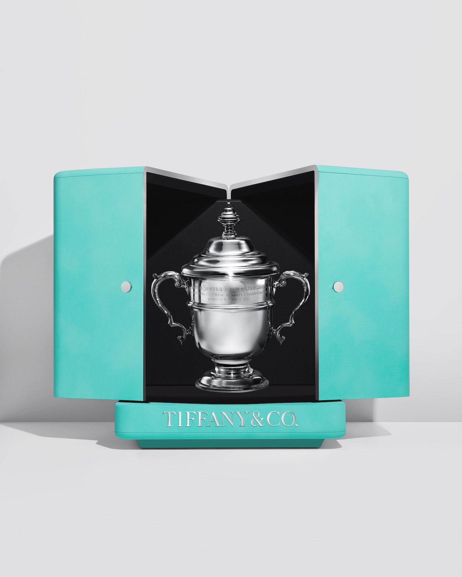 The Tiffany & Co.–crafted US Open Women’s Singles Championship Trophy, honoring nearly four decades of the jeweler’s silversmithing tradition.