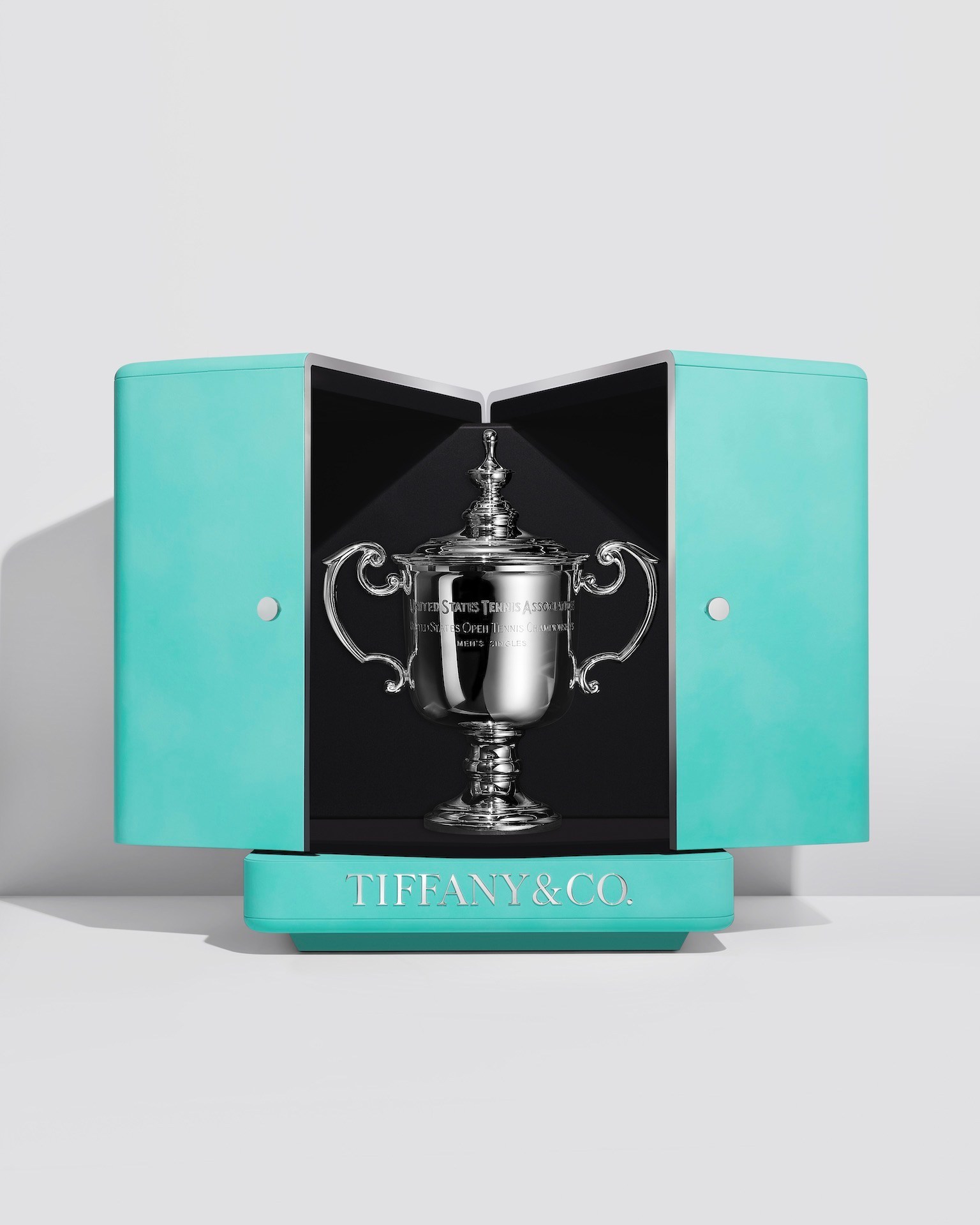 The Tiffany & Co.–crafted US Open Men’s Singles Championship Trophy, presented annually to the tournament’s champion since 1987.