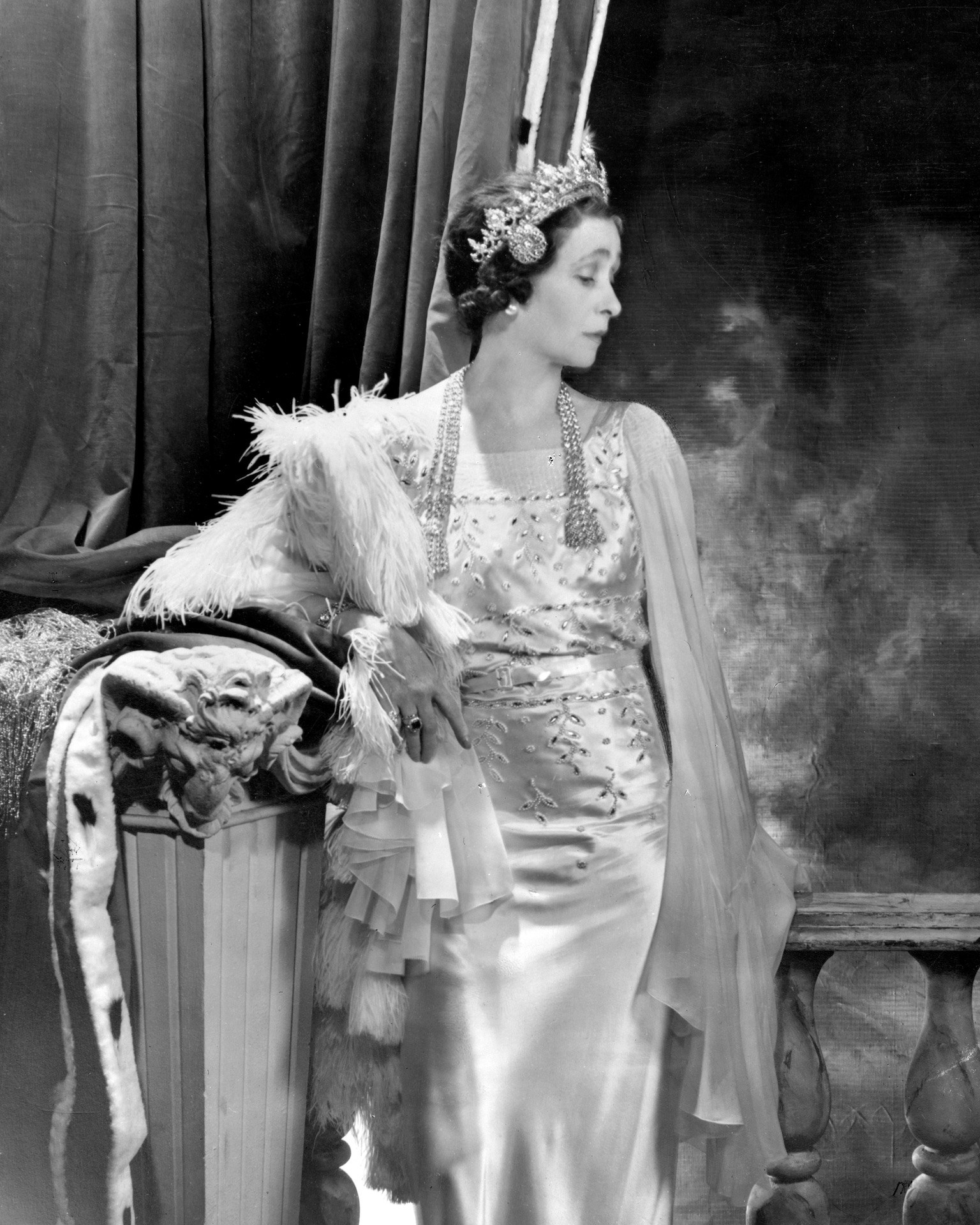 Portrait of Marjorie Paget, Lady Anglesey, wearing the Anglesey Tiara and Anglesey necklace for the coronation of King George the VI. (Courtesy of Sotheby's)