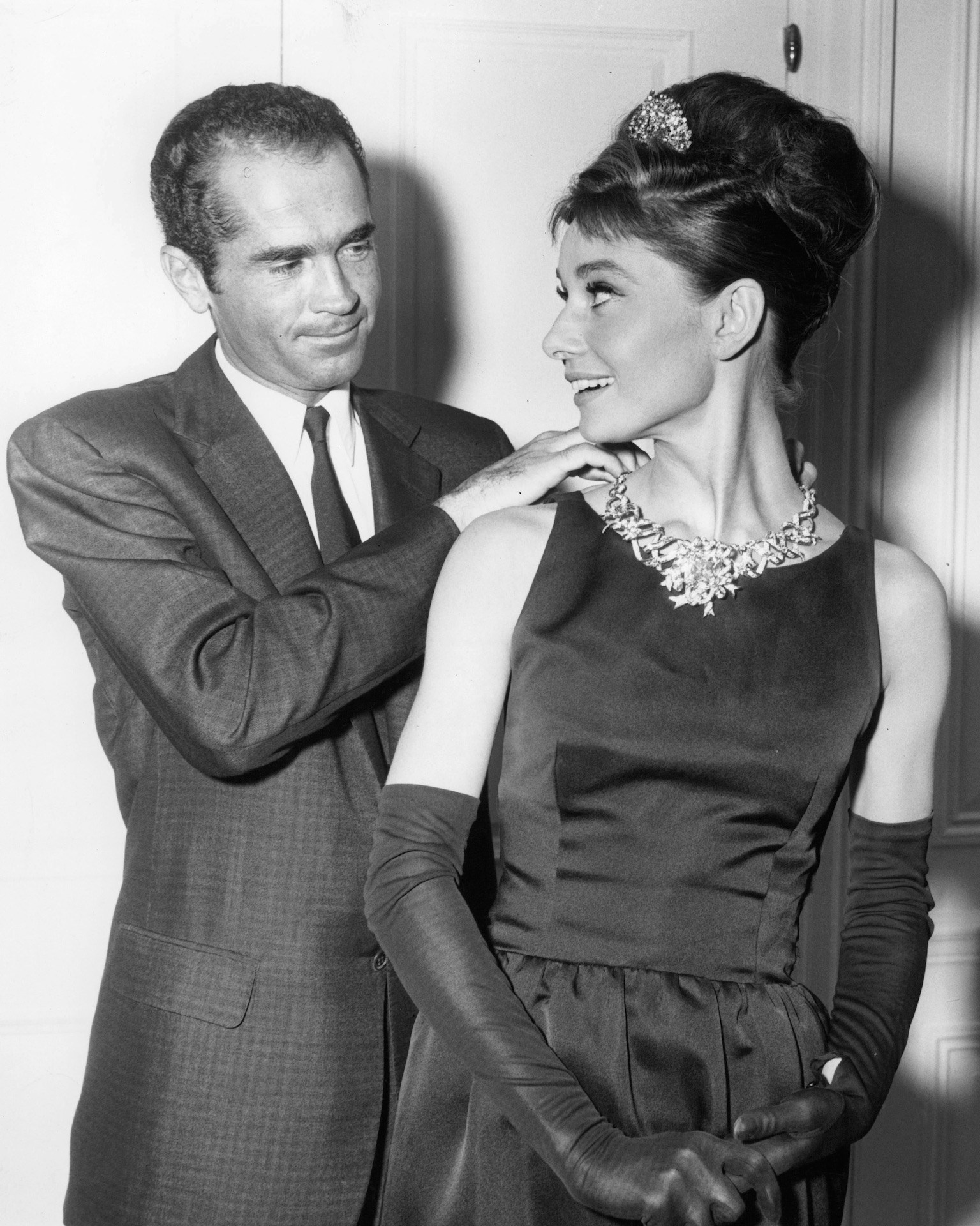 Henry B Platt, great-grandson of the founder of Tiffany's, and Audrey Hepburn's on the set of Breakfast At Tiffany's, 1961. (Getty Images)