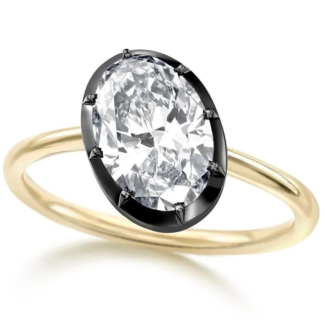 make an engagement ring look bigger with an oval ring