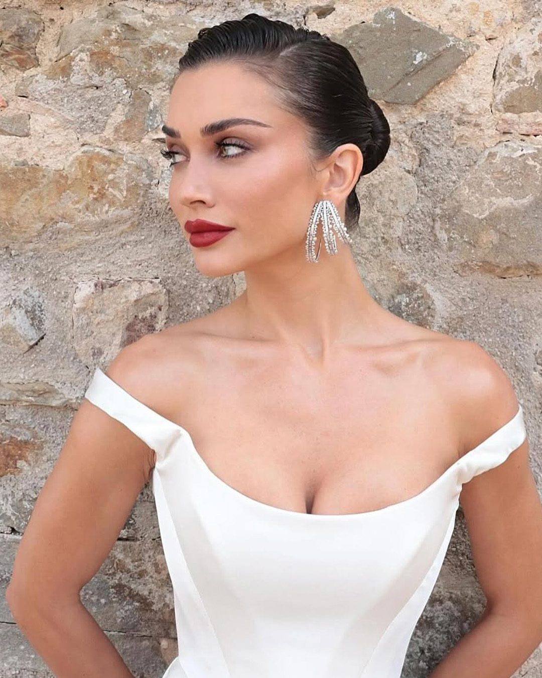 Amy Jackson in Ananya Malhotra diamond and pearl hoop earrings at her wedding.