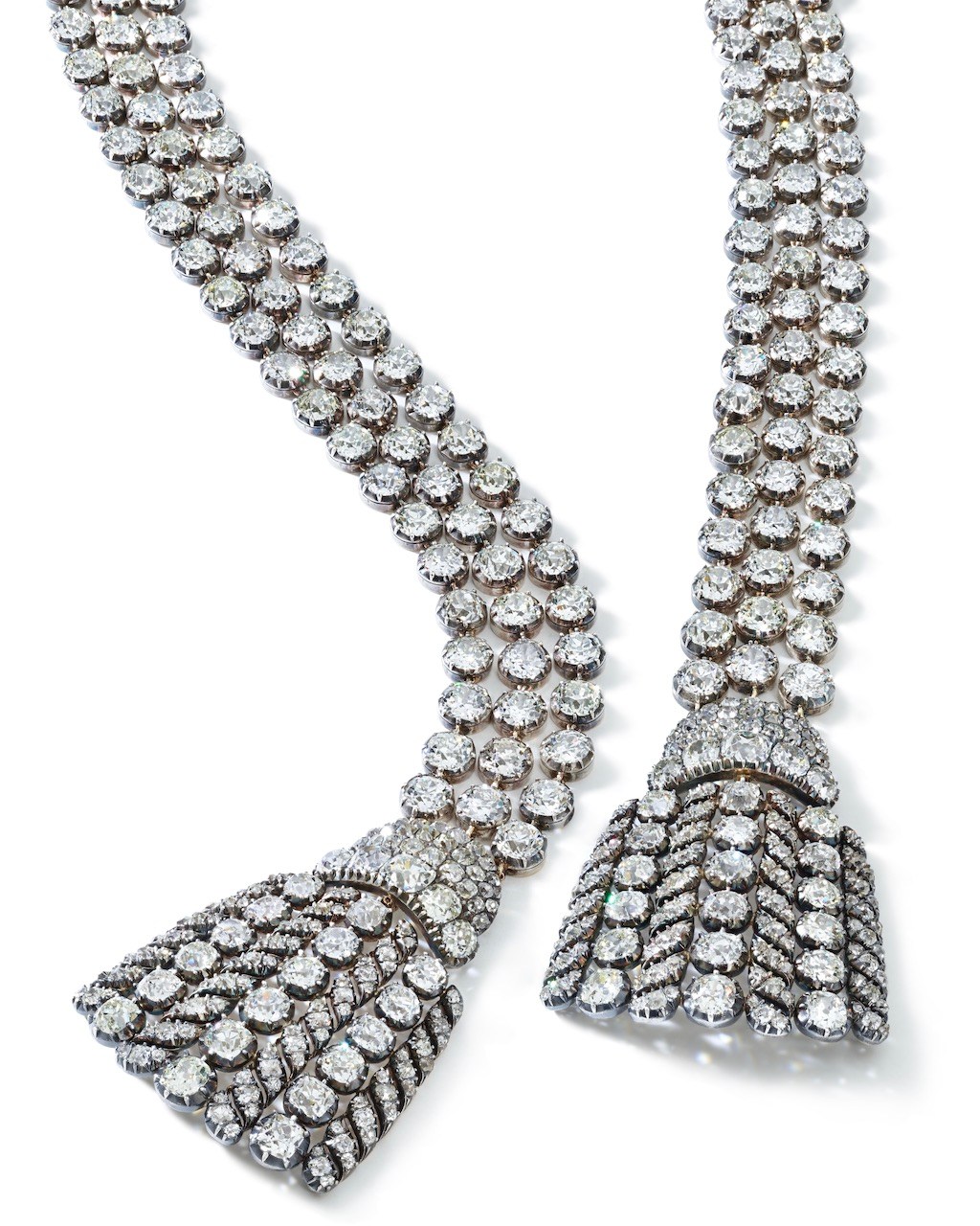 Anglesey Necklace, a rare Georgian treasure that sold for $4.8 million at a 2024 Sotheby's auction in Geneva (Courtesy of Sotheby's)