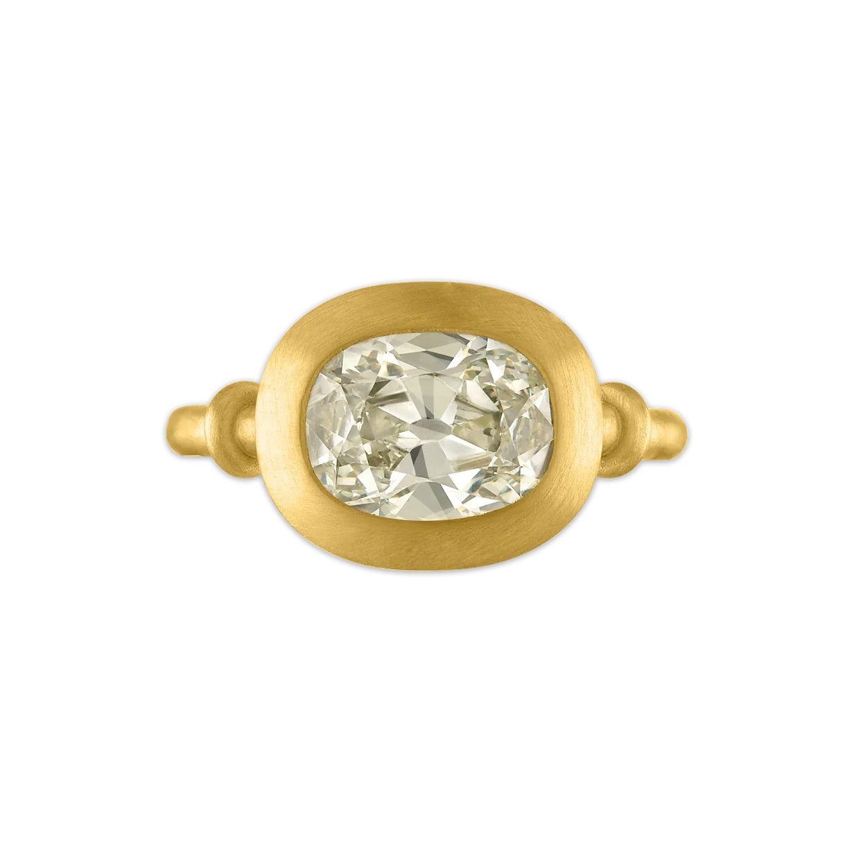 cushion cut engagement rings